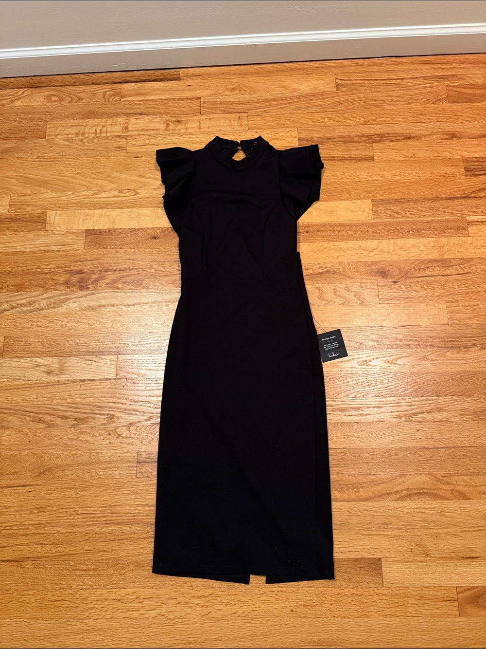 Elegant and sexy Black Midi Dress with Flutter Sleeves and backless